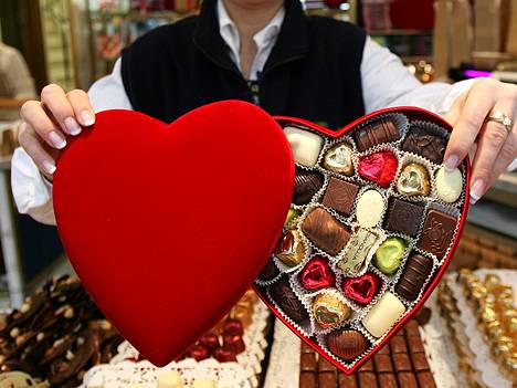 Nauti niistä suklaasydämistä – tulevaisuudessa ne kallistuvat -  Taloussanomat - Ilta-Sanomat