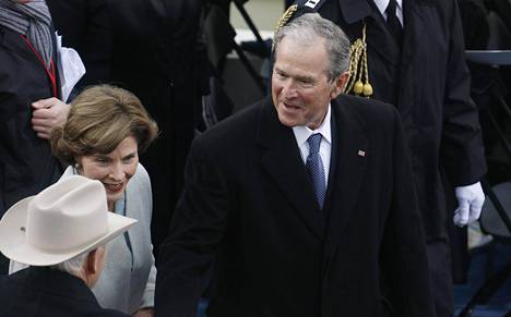 George W. Bush ja Laura Bush Trumpin virkaanastujaisissa.