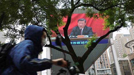 Kiinalaiset ovat alkaneet varovasti kritisoida presidentti Xi Jinpingin koronapolitiikkaa. 