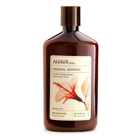 Hibiscusta sisältävä suihkusaippua puhdistaa ihon hellävaraisesti ja kosteuttaen. Ahava Mineral Botanic Cream Wash -suihkusaippua, 23,10 €, Stockmann.