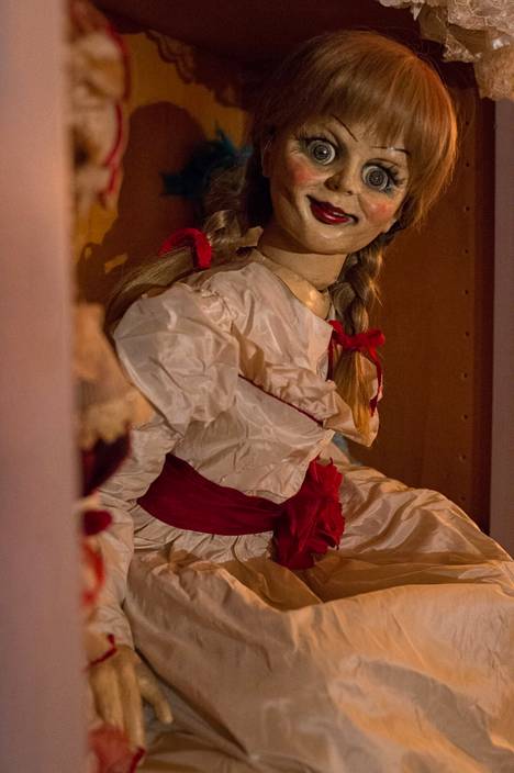 Riivatulla Annabelle-nukella on pahat mielessä.