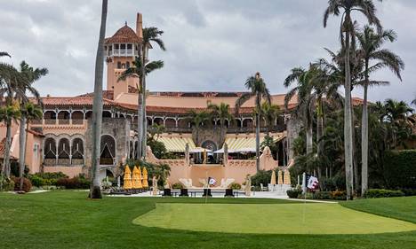 Donald Trumpin Mar-a-Lago-kartano sijaitsee Palm Beachissa, Floridassa.