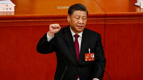 Xi kuvattuna kansankongressissa perjantaina 10. maaliskuuta 2023. 