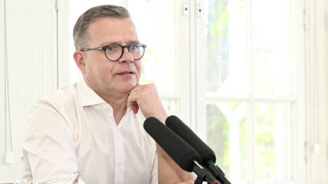 Pääministeri Petteri Orpo (kok) kommentoi pääministerin haastattelutunnilla keskustelua EU:n yhteisvelasta.