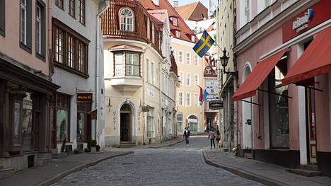 Virossa ravintolat ja muut julkiset paikat suljetaan viimeistään klo 23.