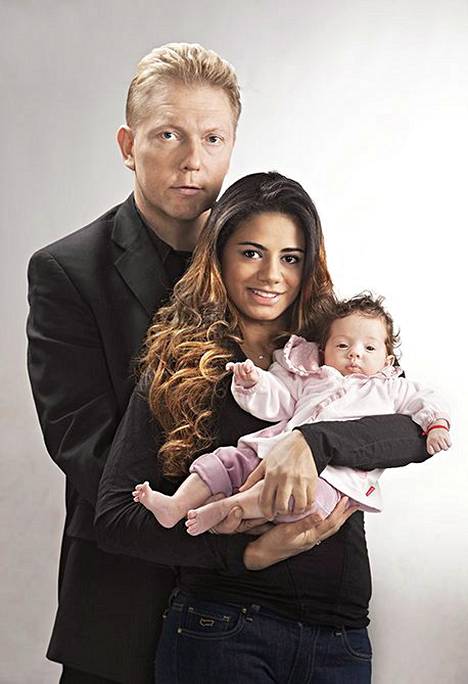Vesa Keskinen ja Jane menevät viimein naimisiin. Heillä on jo yhteinen marraskuussa 2013 syntynyt Maria-tytär, ja pian perheeseen syntyy toinen lapsi.