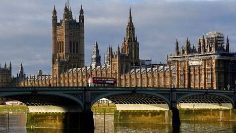 Westminsterin palatsi Lontoossa joulukuussa 2020. 
