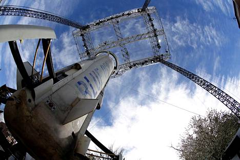 Blue Origin aikoo tehdä ensimmäisen miehitetyn avaruuslennon heinäkuussa.