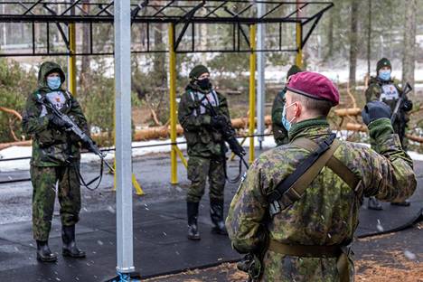 Kovatasoinen joukko naisia haki erikoisjoukkoihin – ”Voi sanoa, että  melkoista potentiaalia” - Kotimaa - Ilta-Sanomat