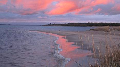 Yksi Pohjoismaiden pisimmistä rannoista sijaitsee Suomessa! Tämä helmi on  vielä Yyteriäkin pidempi - Matkat - Ilta-Sanomat