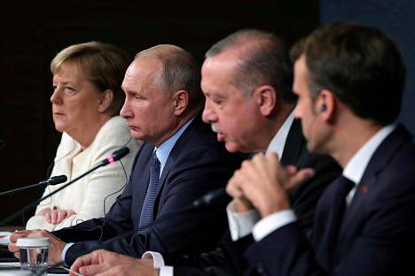 Angela Merkel, Vladimir Putin, Recep Tayyip Erdogan ja Emmanuel Macron tapasivat Istanbulissa lokakuun lopussa. Nyt he tapaavat Pariisissa.