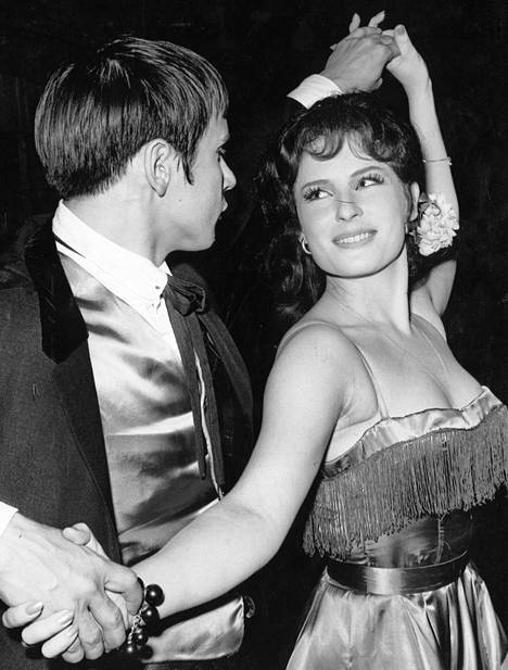 Rami Sarmasto ja Tamara Lund West Side Story -musikaalin harjoituksissa Turussa 1964.