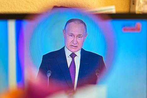 Программная речь Путина в России освещается совершенно иначе, чем в других частях мира.