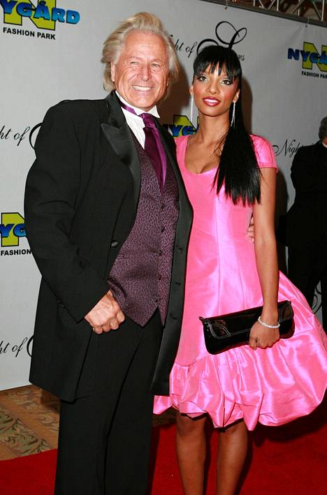 Peter Nygård isännöi Beverly Hillsissä Oscar-juhlia julkkiksille. Kuva vuodelta 2007.