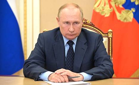 Presidentti Vladimir Putinilla on pakkomielle maan rajoista ja historiasta, näkee Suomen ex-Moskovan suurlähettiläs.