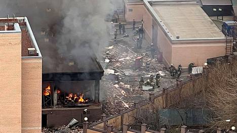 FSB:n rakennus on syttynyt palamaan Rostovin kaupungissa lähellä Ukrainan rajaa. Tulipalossa kuoli ainakin yksi ihminen ja kaksi on loukkaantunut.