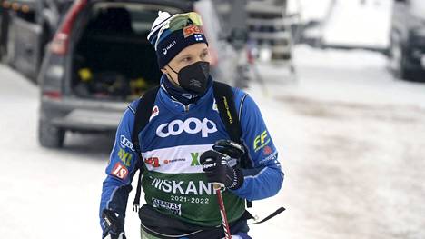 Iivo Niskanen ei ottanut sunnuntaina terveysriskejä, vaan jätti takaa-ajokilpailun hiihtämättä.