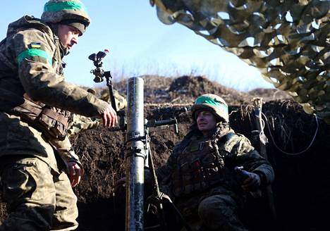 Kuvassa Ukrainan armeijan sotilaita Bahmutin lähiseudulla tammikuussa.
