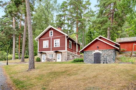 Kartanotila Villa Wolax myydään – pyyntihinta lähes neljä miljoonaa - Turun  seutu - Ilta-Sanomat