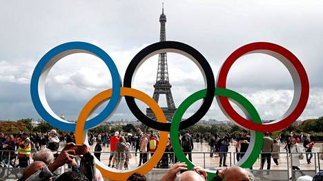 Kansainvälisen olympiakomitean puheenjohtaja Thomas Bach haluaa venäläisurheilijat Pariisin olympiakisoihin 2024.