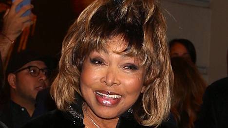 Tina Turner osallistui vuonna 2019 elämästään kertovan musikaalin ensi-iltaan.