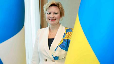 Ukrainan Suomen-suurlähettiläs Olga Dibrova antaa lausuntonsa Ukrainan  tilanteesta - Politiikka - Ilta-Sanomat