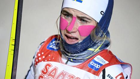 Ebba Andersson hiihti 10 kilometrillä neljänneksi jalassaan veljensä alushousut.