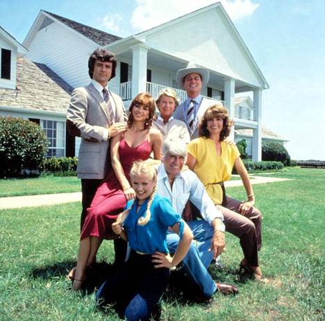 Koko Southforkin poppoo Dallasissa eli Patrick Duffy, Victoria Principal, Barbara Bel Geddes, Larry Hagman, Charlene Titlon, Jim Davis ja Linda Gray.