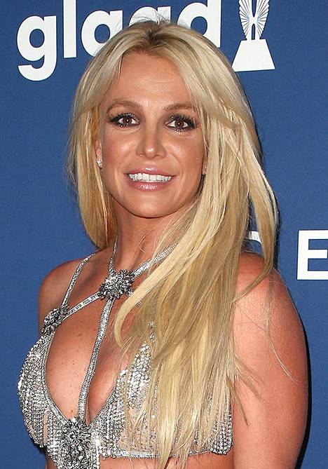 Britney Spearsin tilanne on herättänyt huolta tähden faneissa ja kollegoissa. Laulaja on yrittänyt pyristellä pois isänsä Jamie Spearsin holhouksesta useita kertoja.