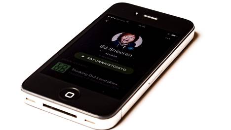 Spotify Applen iPhonessa.