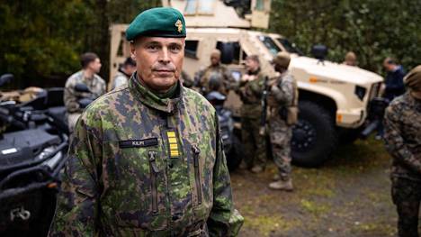 Uudenmaan prikaatin komentaja Juha Kilpi uskoo suomalaisvarusmiesten kykyihin yhdysvaltalaisten rinnalla.