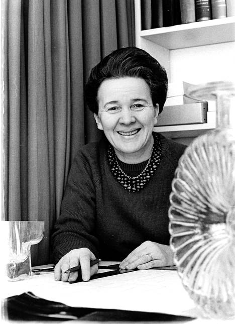 Helena Tynellin (1918–2016) syntymän satavuotisjuhlavuoden kunniaksi valmistettu erikoiserä vietiin nopeasti käsistä.