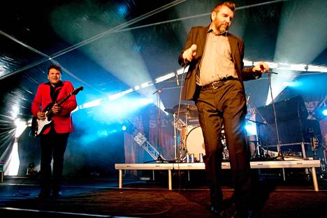 Kauko Röyhkä ja Riku Mattila esiintyivät Tammerfest-kaupunkifestivaaleilla 2008.
