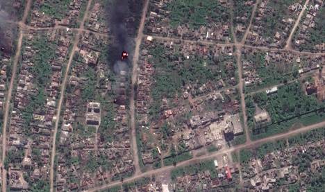 An overview shot of the same location on May 15, 2023 shows the extent of the destruction.
