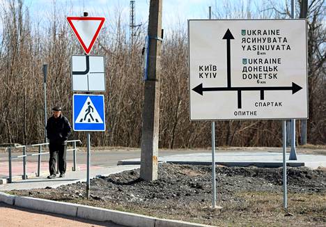 Avdijivkan kaupunki sijaitsee Ukrainassa raja-alueella, kymmenisen kilometriä Donetskista pohjoiseen.