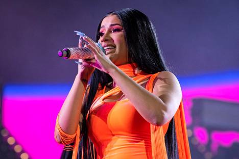 Cardi B perui Flow Festivalin keikkansa Helsingissä – Solange korvaa  pääesiintyjän - Viihde - Ilta-Sanomat