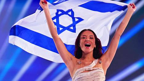 Israelin Eden Golanin esiintyminen Euroviisuissa jakoi mielipiteitä.
