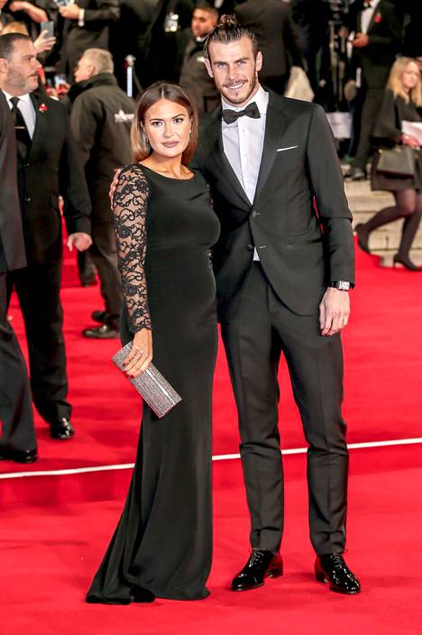 Emma Rhys-Jones ja Gareth Bale ovat seurustelleet lukioajoista asti.