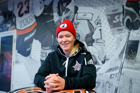 Noora Räty siirtyi olympiakaudeksi Hämeenlinnan Pallokerhoon hankkiakseen pelituntumaa Pekingiä varten.