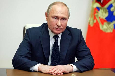Historiaan jo aiemminkin hurahtanut Vladimir Putin on innostunut puhumaan Pietari Suuren perinnöstä.