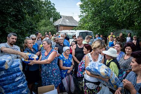 Slovjanskin kaupungin asukkaat saivat ruoka-apua 18. heinäkuuta.