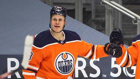 Jesse Puljujärvi oli pelipäällä varhain keskiviikkoaamuna Ottawa Senatorsia vastaan.