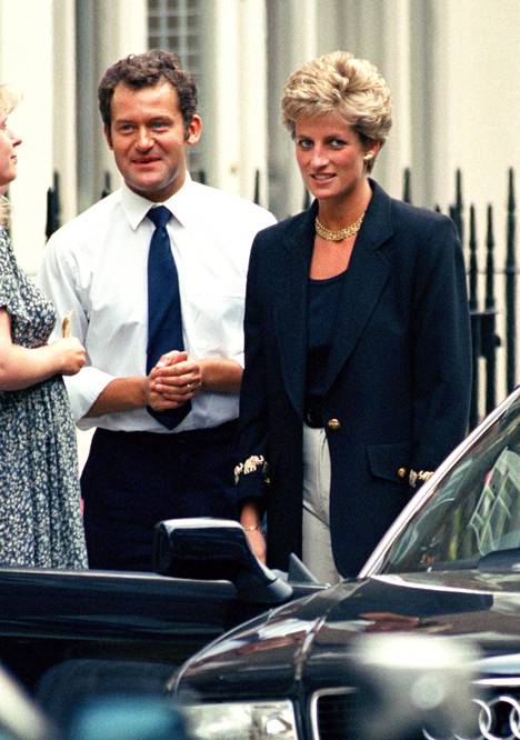 Dokumenttiin on haastateltu Dianan entistä hovimestaria Paul Burrellia.