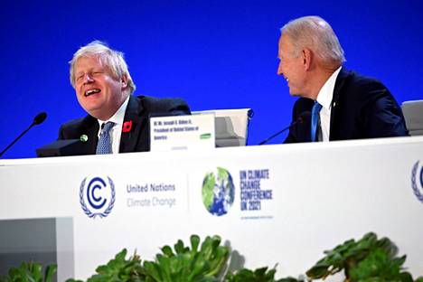 Brittipääministeri Boris Johnson ja Yhdysvaltain presidentti Joe Biden vaikuttivat viihtyvän toistensa seurassa Glasgow’n ilmastokokouksessa marraskuun alussa.
