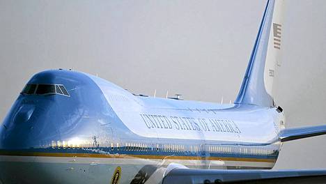 Yhdysvaltojen presidentin kone Air Force One.