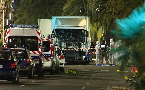 Ranskan Nizzassa heinäkuussa tehdyssä kuorma-autoiskussa kuoli 85 ja loukkaantui yli 200 ihmistä.