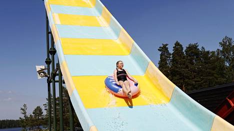 Aquapark sijaitsee Kouvolassa, Tykkimäen huvipuiston yhteydessä.