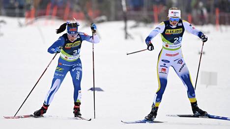 Krista Pärmäkoski ja Ruotsin Maja Dahlqvist kävivät ankkuriosuudella hurjan taiston MM-pronssista.