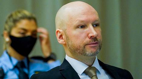 Anders Behring Breivikin ehdonalaisprosessia on kritisoitu pr-tempuksi.