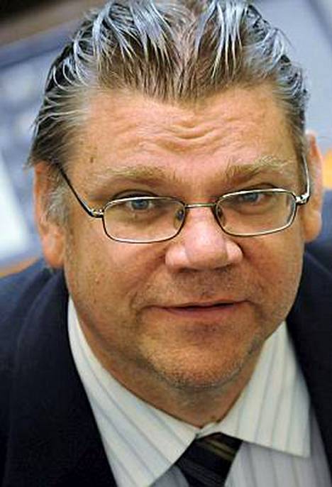 Perussuomalaisten euroedustaja Timo Soini on liittynyt EU-kriittiseen parlamenttiryhmään europarlamentissa.